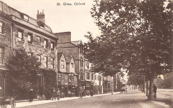 St Giles, looking north in 1905