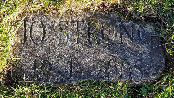 Jo Strong stone