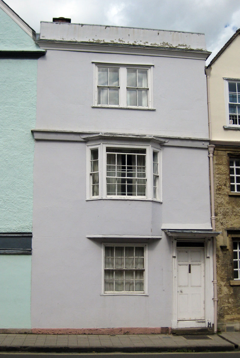 4 Holywell Street
