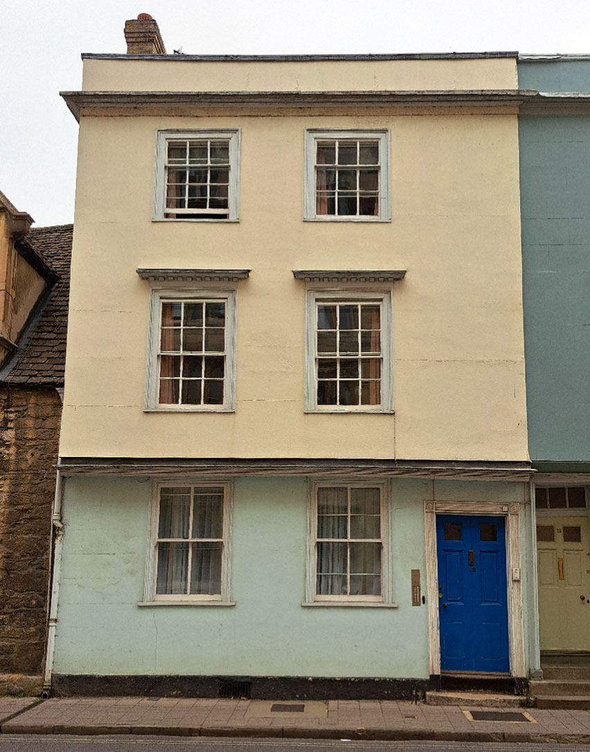 12 Holywell Street