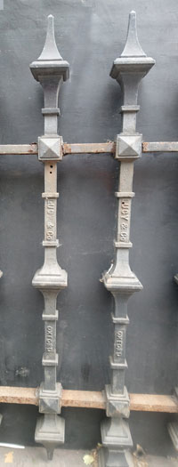 Toilet railings