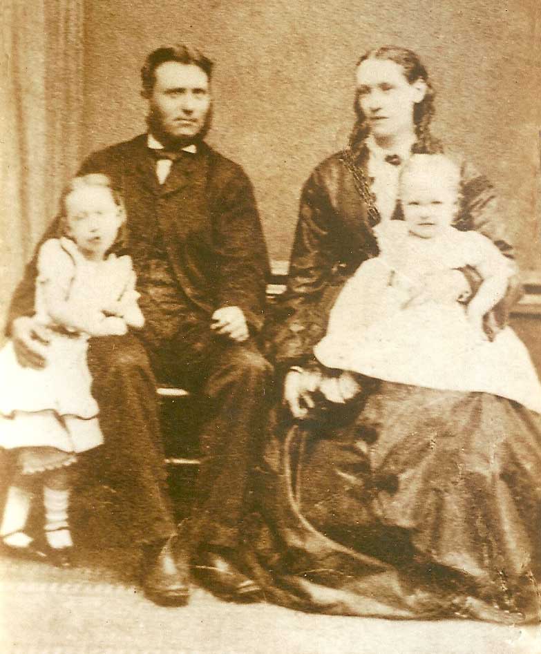 Jesse & Eliza Barguss